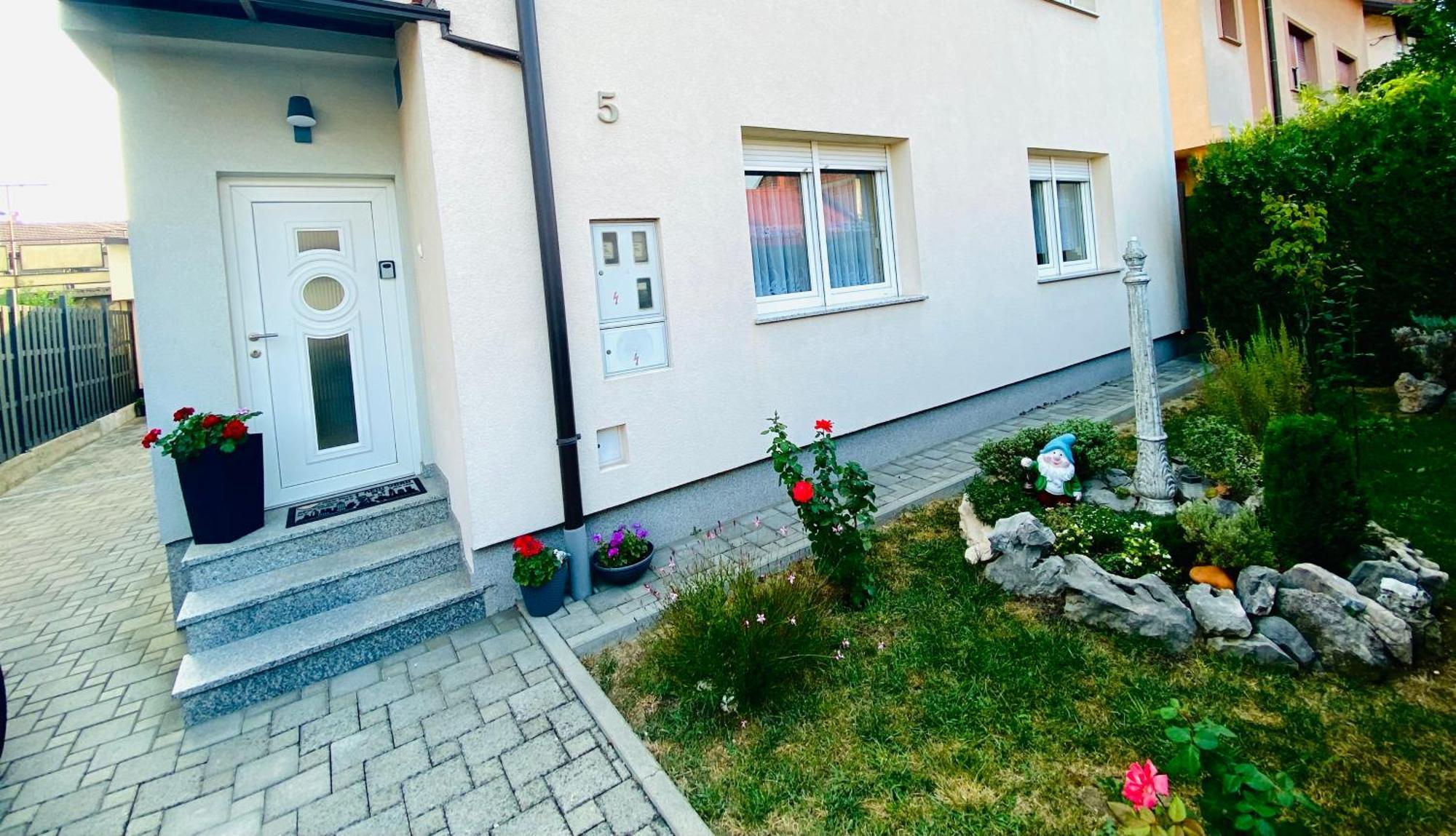 זאגרב Apartman Sweet Garden K&A מראה חיצוני תמונה